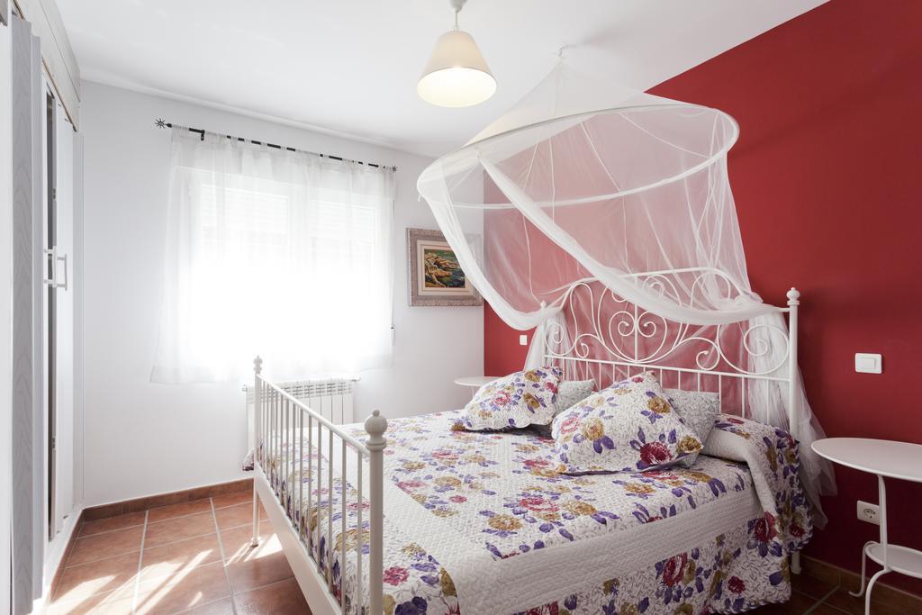 Tiara Vacaciones Villa Nava de la Asuncion Eksteriør billede